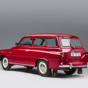 Škoda Octavia Combi slavi 60 godina