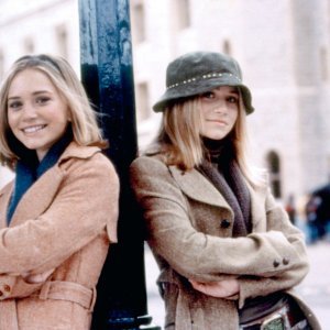 Mary-Kate i Ashley Olsen (2000.)