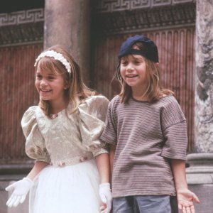 Mary-Kate i Ashley Olsen (1995.)