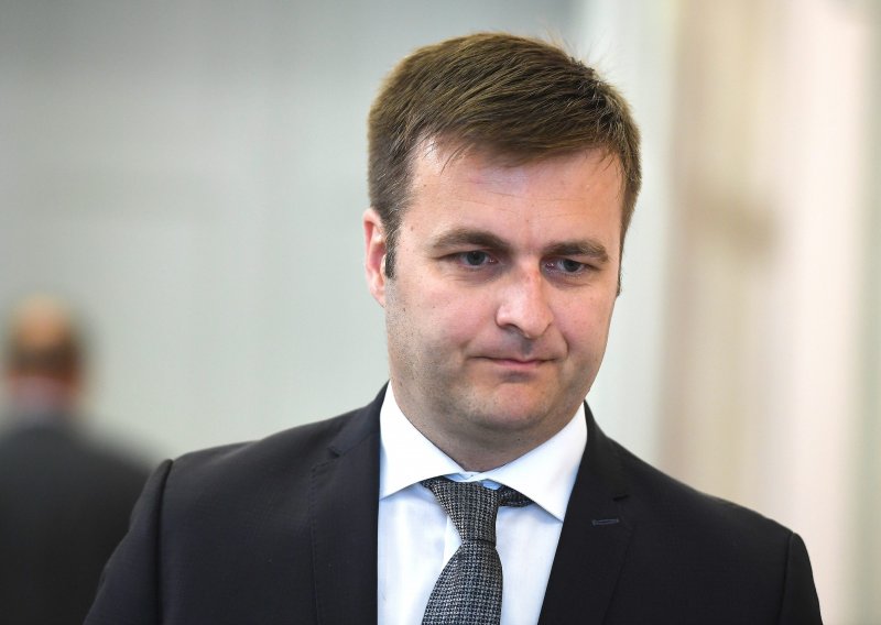 Ministar Ćorić ponovno donio rješenje o imenovanju Nelle Slavice za ravnateljicu NP Krka
