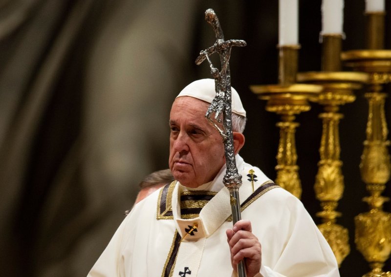 Papa osudio nasilje nad ženama i pornografiju