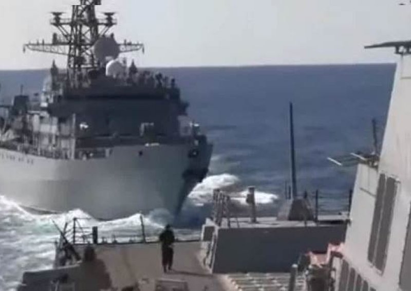 Bliski susret u Arapskom moru; ruski vojni brod prošao tik pored američkog