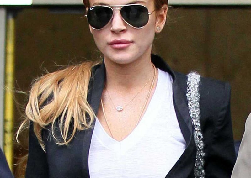 Lindsay Lohan prekršila uvjetnu slobodu