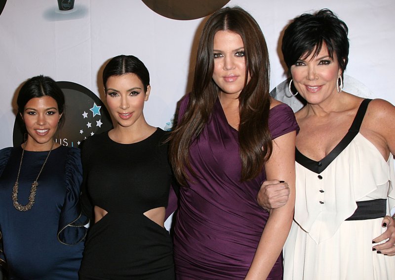 Doradile su sve što se doraditi dalo: Pogledajte kako su prije desetak godina izgledale sestre Kardashian Jenner