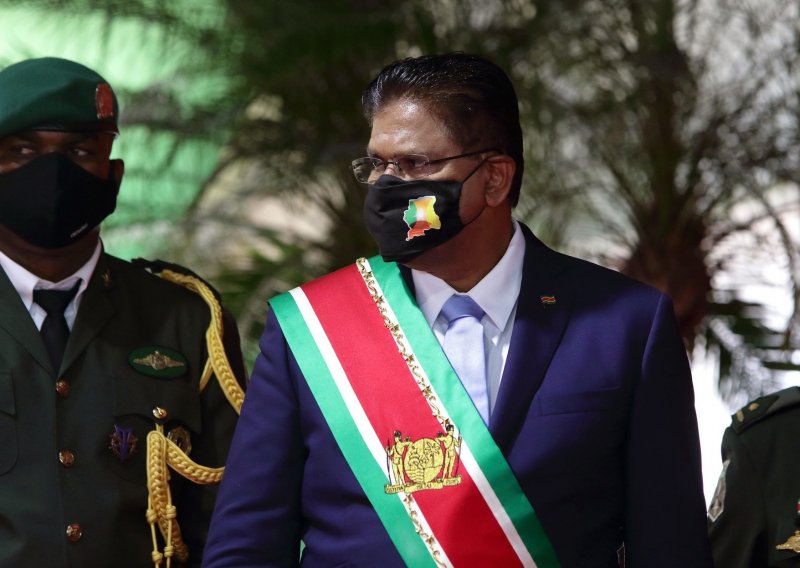 Surinam: Bivši vojni diktator predao predsjedničku dužnost svom nasljedniku