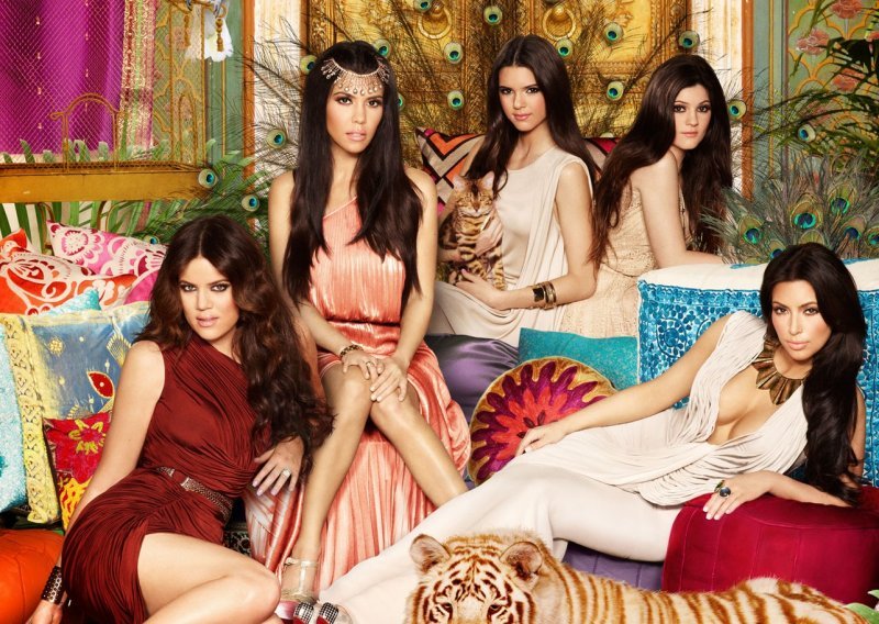 Jesu li ovo pravi razlozi zbog kojeg je klan Kardashian-Jenner naprasno prekinuo snimanje daljnjih sezona hit showa?