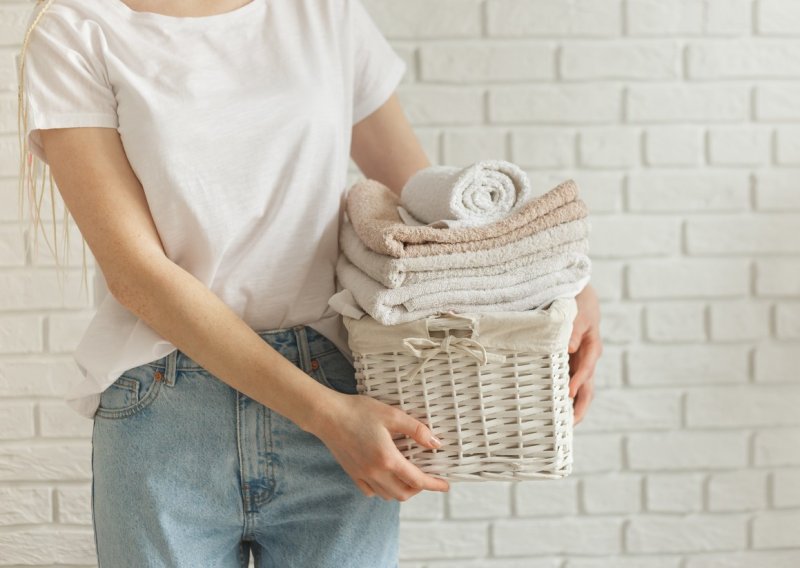 Tri jako dobra razloga zbog kojih biste uvijek trebali kupovati isključivo bijele ručnike