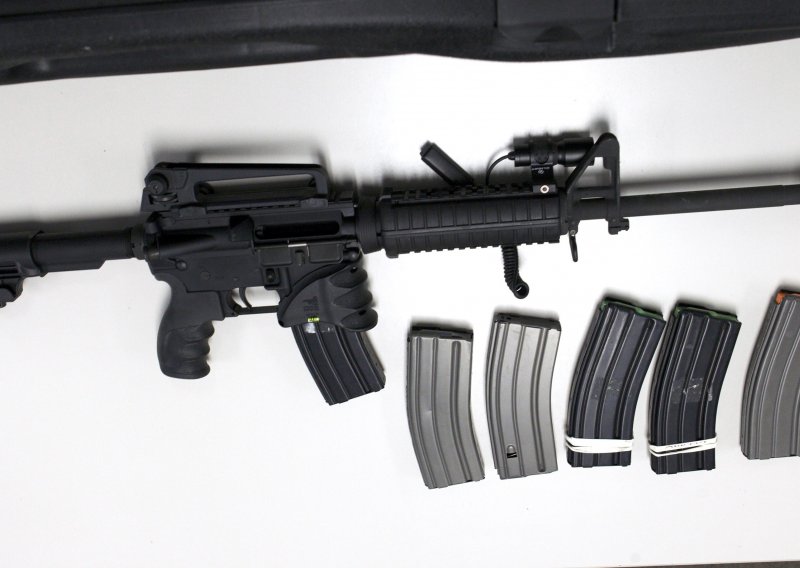 U SAD-u cvate ilegalna online prodaja oružja