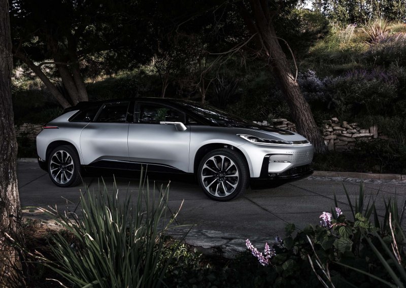 [FOTO/VIDEO] FF91 električni je SUV budućnosti; sljedeća generacija ekosustava inteligentne mobilnosti