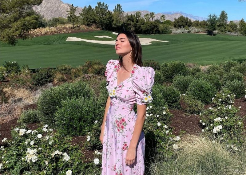 Kendall Jenner zablistala u savršenoj haljini za proljeće: Pronašli smo njezine jeftine verzije