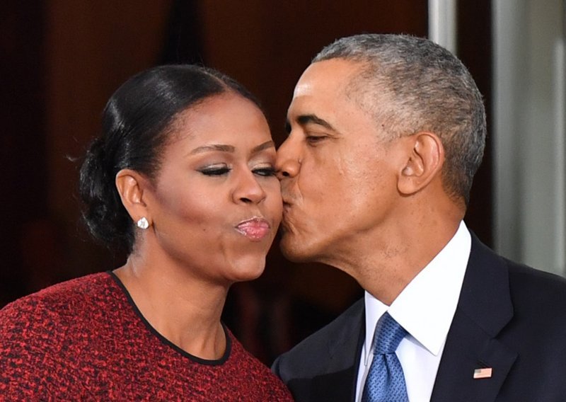 Michelle i Barack Obama ne kriju tugu: 'Naša je obitelj izgubila pravog prijatelja'