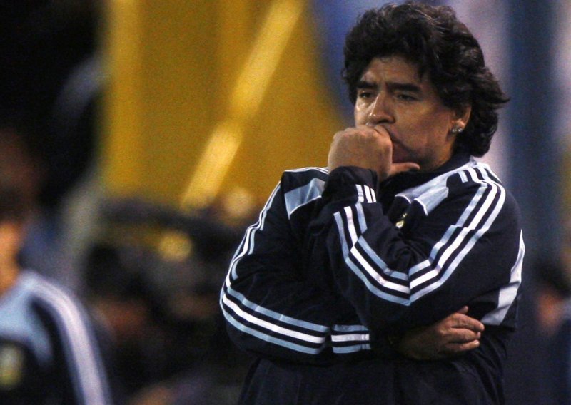 Maradona objavio konačan popis za SP