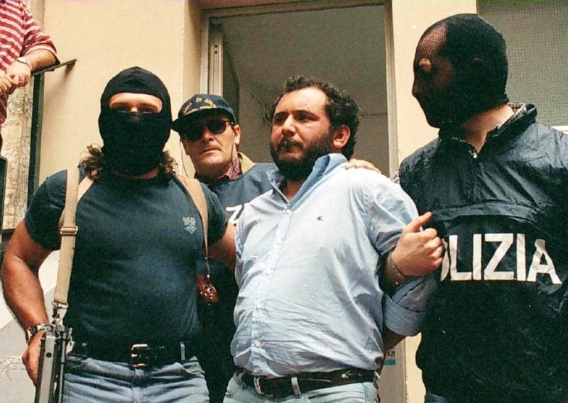 Talijani ogorčeni puštanjem naokrutnijeg šefa mafije koji je ubio čuvenog tužitelja a dječaka otopio u kiselini