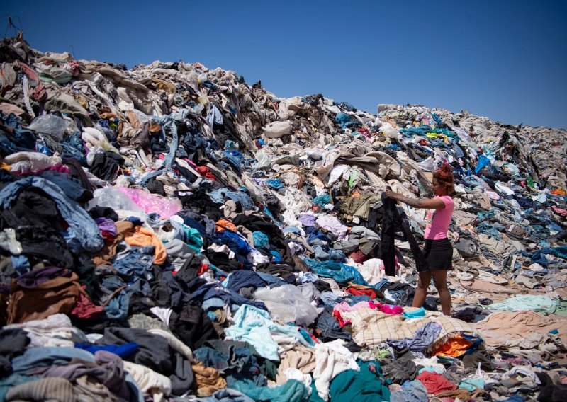 Modna industrija na prekretnici: Zabranit će se uništavanje neprodane odjeće