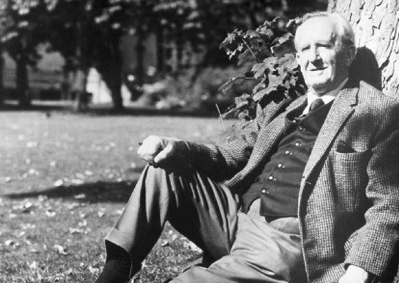 Stiže još jedna nova-stara knjiga J.R.R. Tolkiena, prva u kojoj je pisao o Međuzemlju
