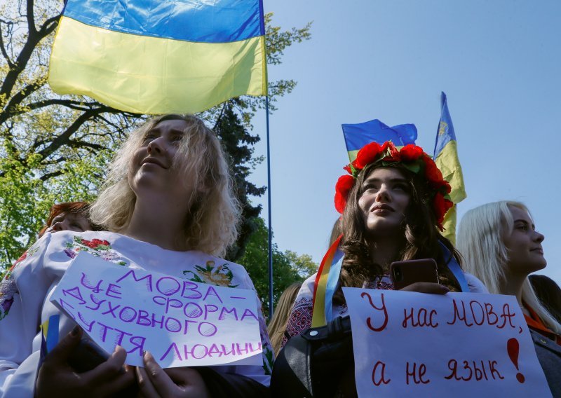 Na jezičnom frontu: Što znate o ukrajinskom jeziku? Donosimo vodič kroz pravopisne stranputice koje je otvorio rat u Ukrajini