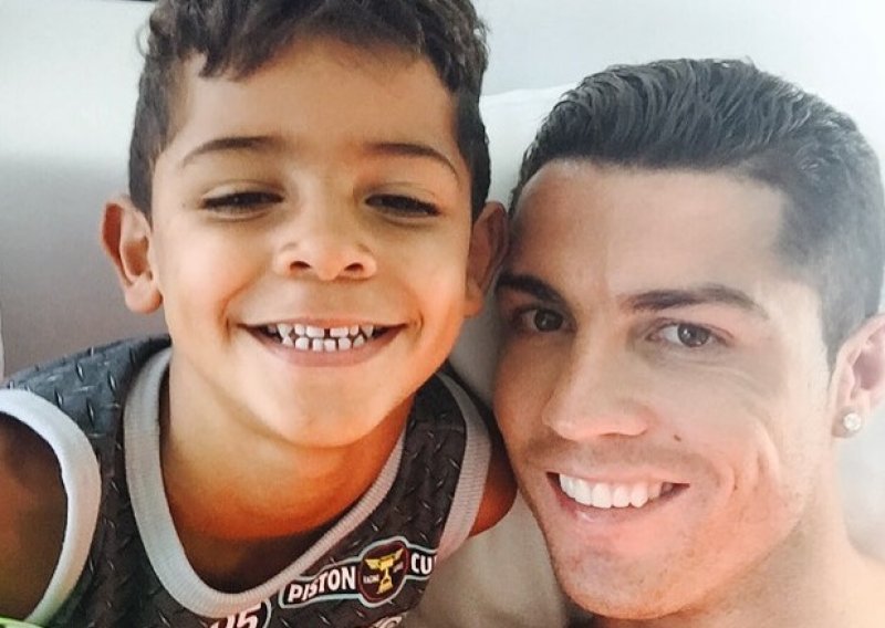 Ronaldo je najsretniji kad se druži sa sinom