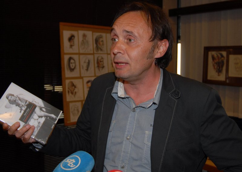 Gordan Nuhanović predstavio roman 'Zavod za apatiju'