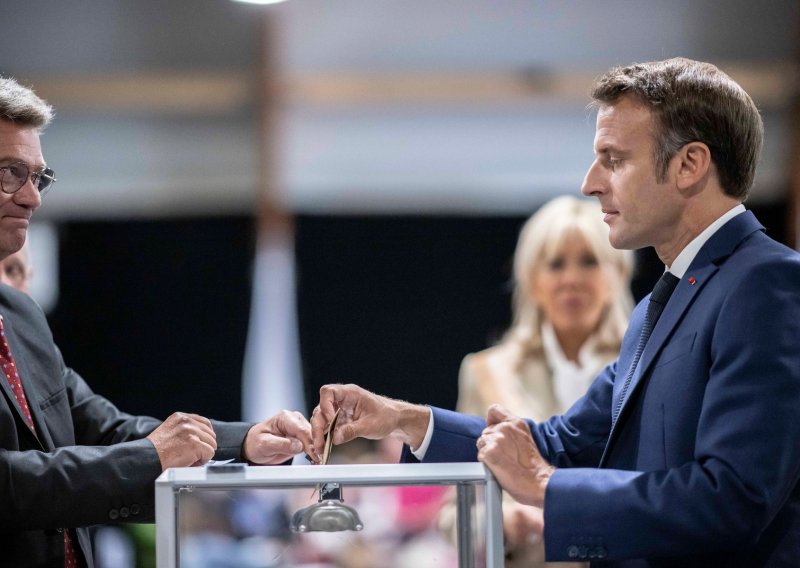 Izbori u Francuskoj: Nije sigurno da će Macron dobiti apsolutnu većinu