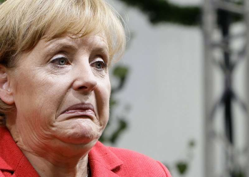 Merkel 60 sati putovala iz SAD-a