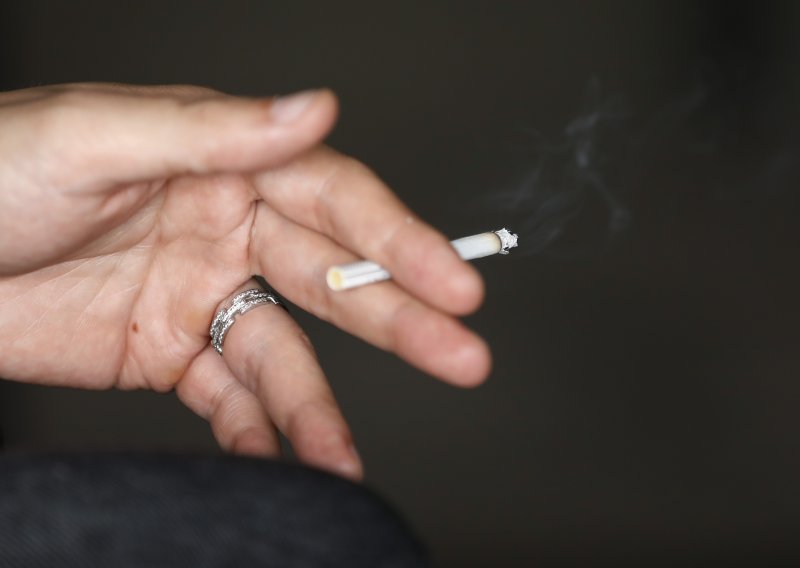 U Njemačkoj znatno porasla stopa pušenja od početka pandemije