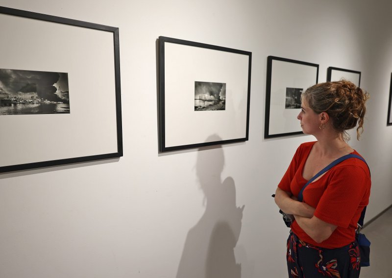 [FOTO] Fotografska ostavština Pave Urbana donirana zagrebačkom Muzeju za umjetnost i obrt