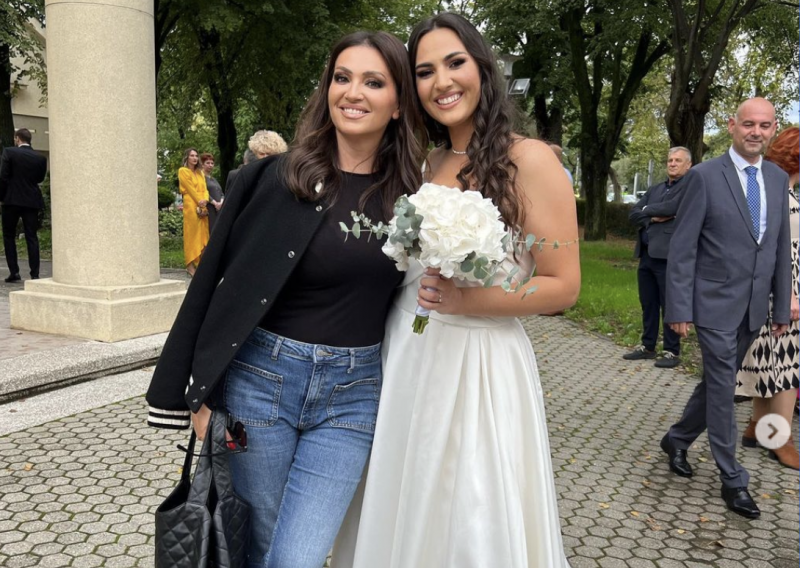 Ležerna kombinacija Nine Badrić na vjenčanju prijateljice izazvala brojne reakcije