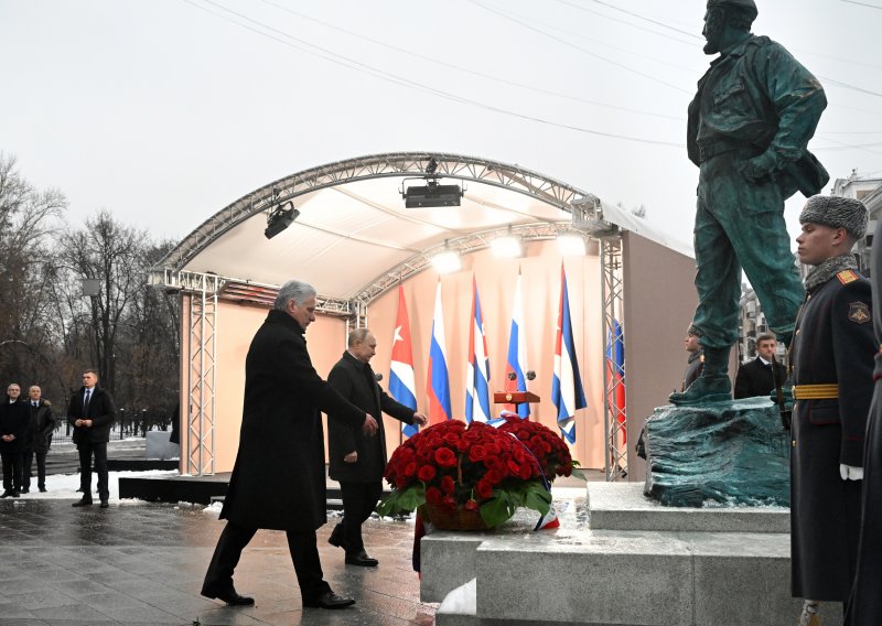 Kubanski predsjednik stigao u Moskvu: S Putinom je otvorio spomenik Fidelu Castru, a podržao je invaziju na Ukrajinu