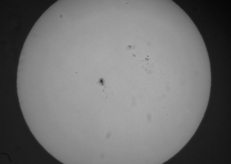 Na Suncu se pojavila golema pjega, Hrvatski astronomski savez objavio upozorenje