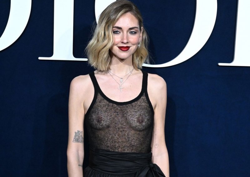 Talijanska modna ikona Chiara Ferragni ponovno iznenadila 'golom' haljinom koja je malo toga sakrila