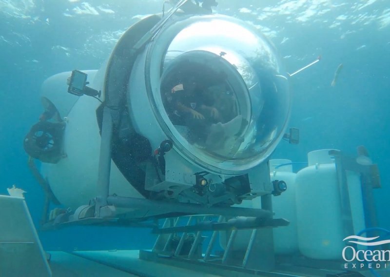 Ekipe za potragu za podmornicom čule su lupanje i druge zvukove
