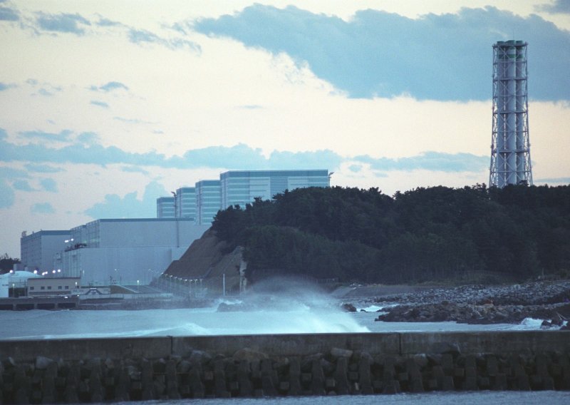 Japan će pustiti radioaktivnu vodu iz Fukushime u ocean