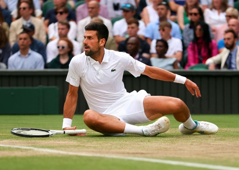 Novak Đoković žestoko izviždan, u Wimbledonu ovakve gluposti ne opraštaju