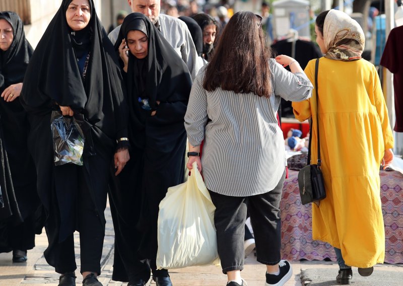 Stroža pravila: Iran odobrio kontroverzan prijedlog zakona o hidžabu
