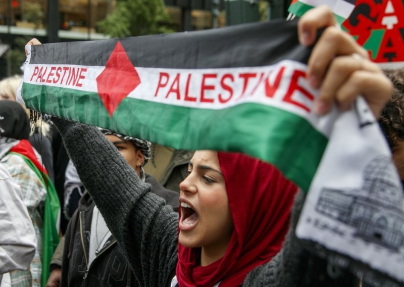 Napeti prosvjedi u New Yorku: S jedne strane potpora Izraelcma s druge Palestincima