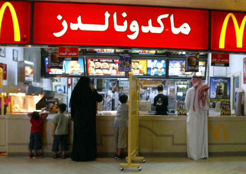 Dok bjesne borbe Hamasa i Izraela, McDonald's 'zaratio' objavama