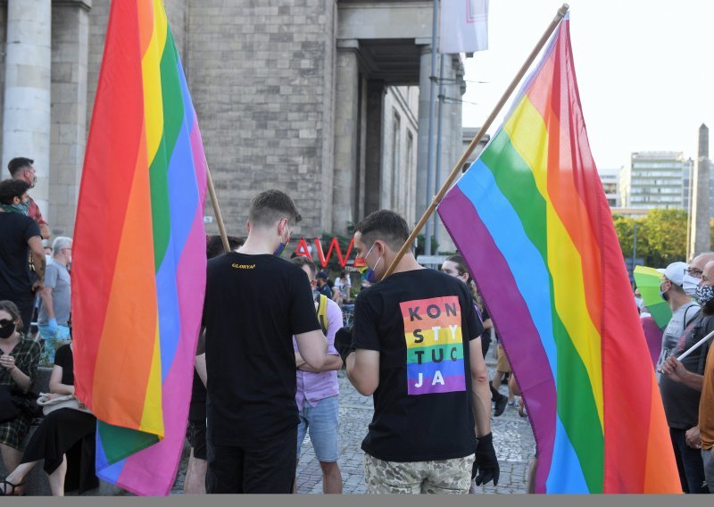 Grčka najavila skoru legalizaciju istospolnih brakova