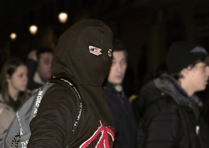 Jesu li talijanski anarhisti novi 'ruski huligani'?