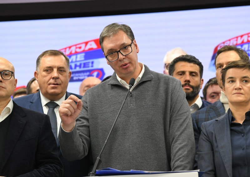 Vučić: Imat ćete ponovljene izbore u Beogradu ako Nestorović ne podrži nikoga