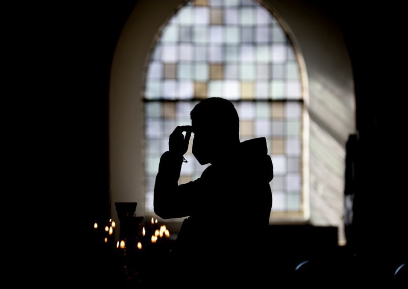 Osniva se fond za žrtve seksualnog zlostavljanja koje su počinili katolički svećenici