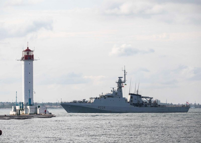 Britanija će poslati ratni brod u Gvajanu