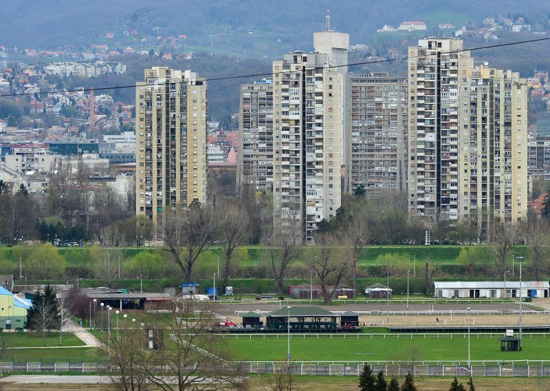 Stanari nebodera u Zagrebu dva mjeseca imali zagađenu vodu: 'Podsjetilo me na rat'