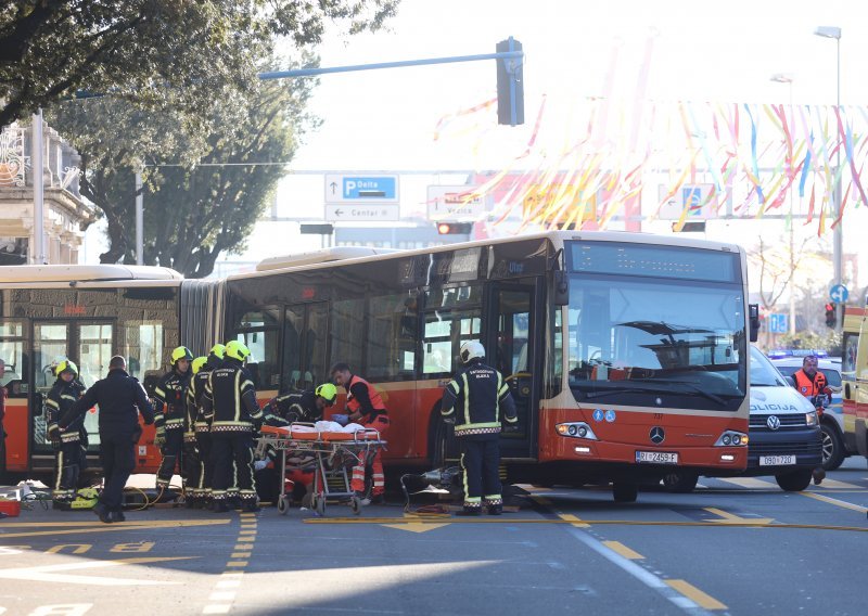 Užas u Rijeci: Autobus naletio na pješakinju u centru grada
