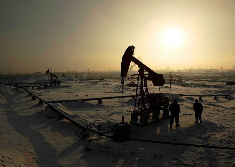 Oporavak naftnih tržišta, kočnica i dalje prekomjerna opskrba i Kina