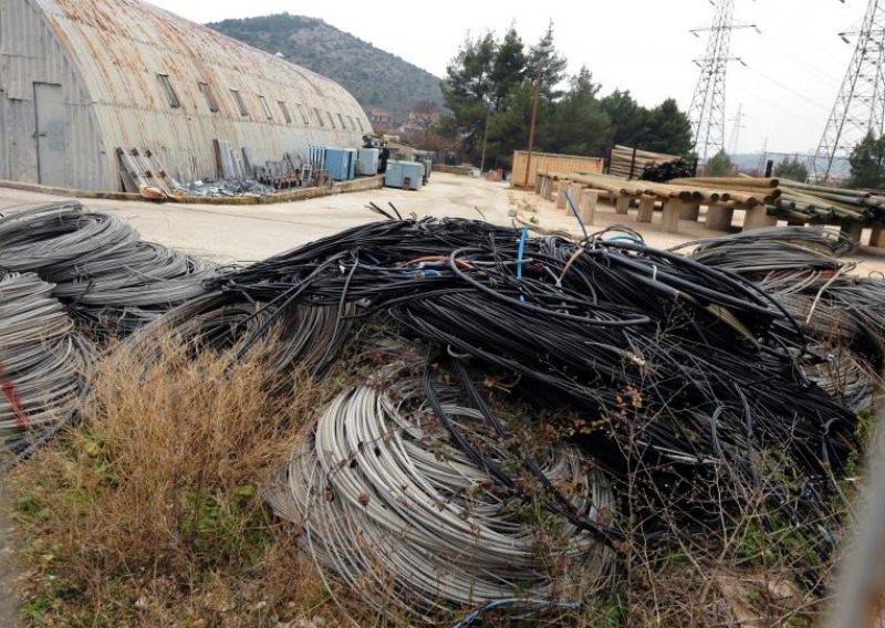 Ukrali više stotina metara telekomunikacijske žice