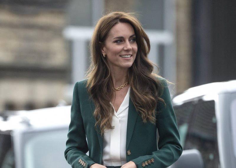 Povučena fotografija nije prva za koju je Kate Middleton optužena za izmjene