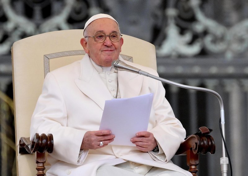 Vatikan u novom dokumentu odlučno protiv promjene spola i rodne ideologije
