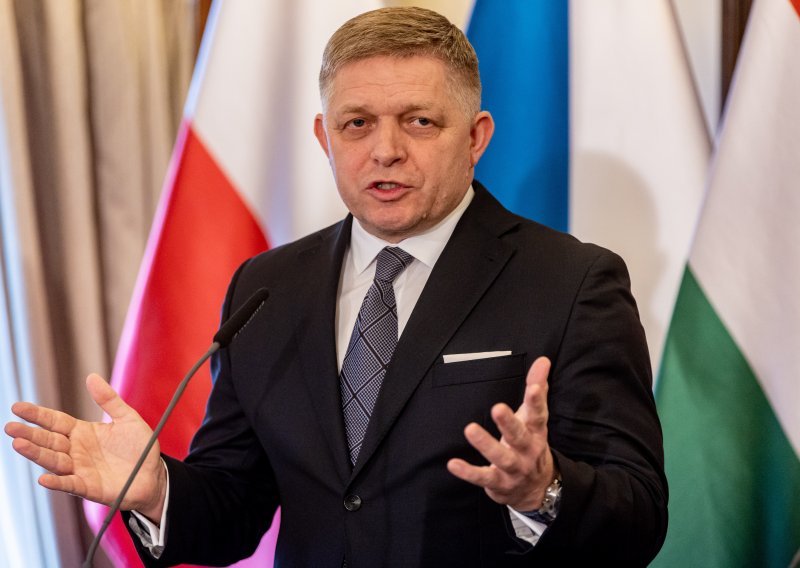 Fico gasi slovačku javnu televiziju i pretvara je u novu