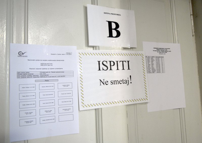 Državna matura iz hrvatskog jezika odgođena zbog propusta u Splitu