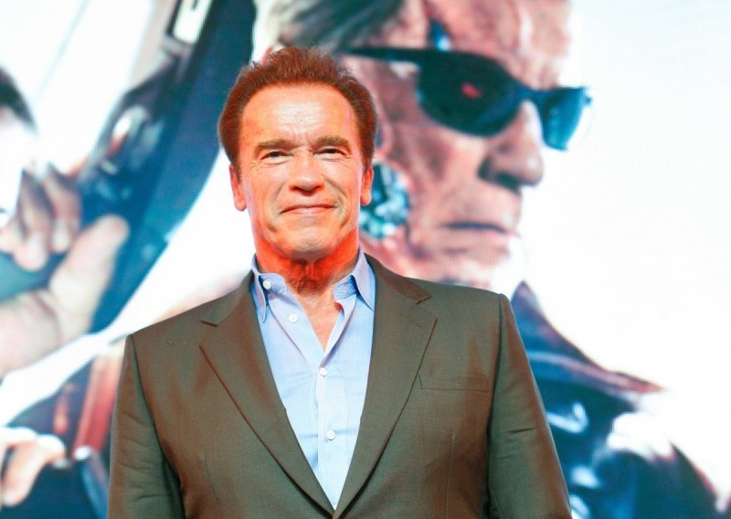 Arnold Schwarzenegger uspješno podvrgnut operaciji srca: 'I'm back'